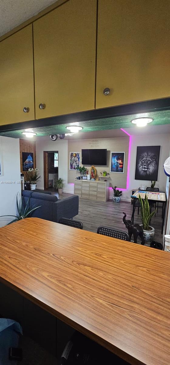 HIBISCUS GARDENS AMENDED - Residential Lease