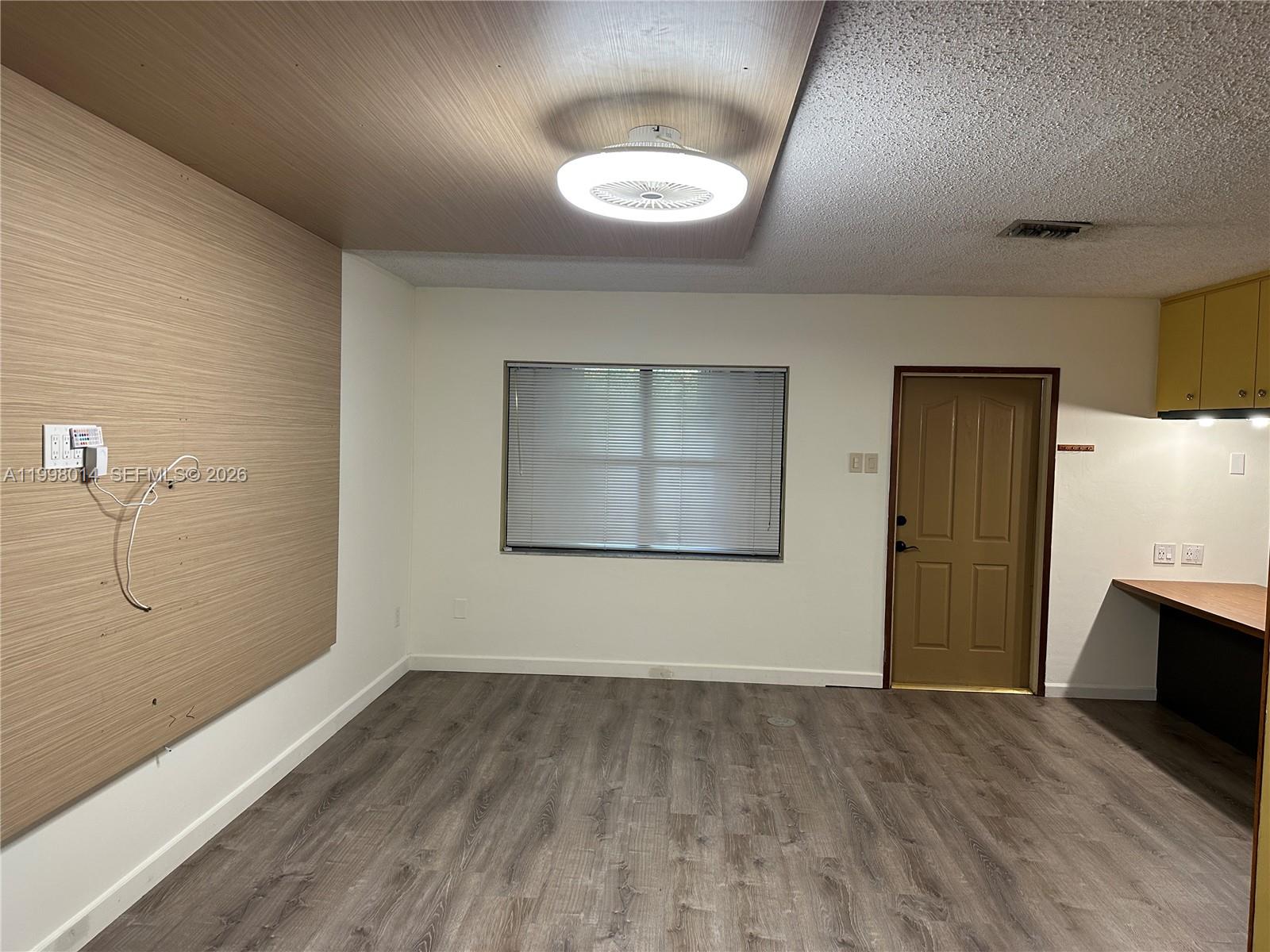 HIBISCUS GARDENS AMENDED - Residential Lease