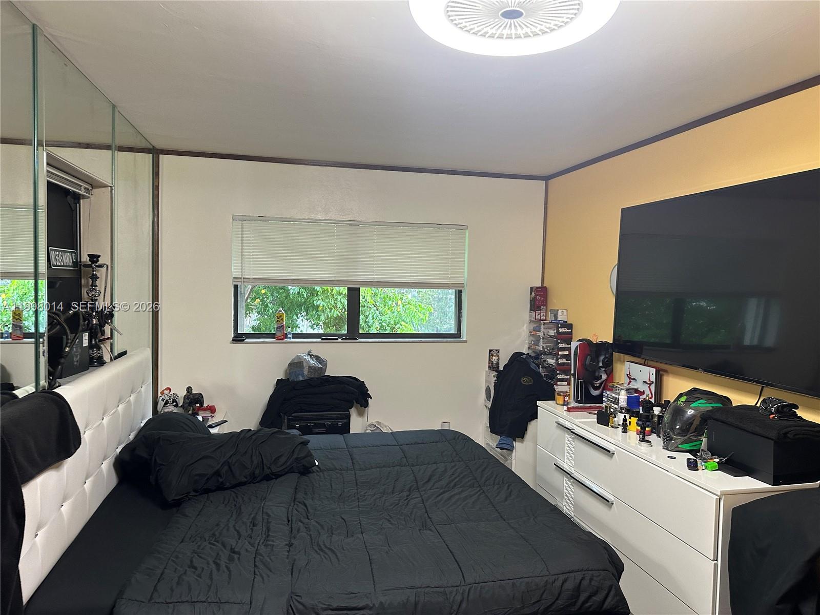 HIBISCUS GARDENS AMENDED - Residential Lease