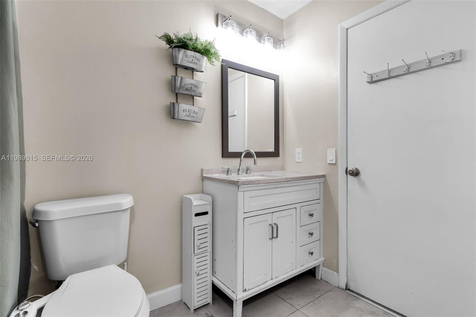 TERRAZAS DEL SOL CONDO - Residential Lease