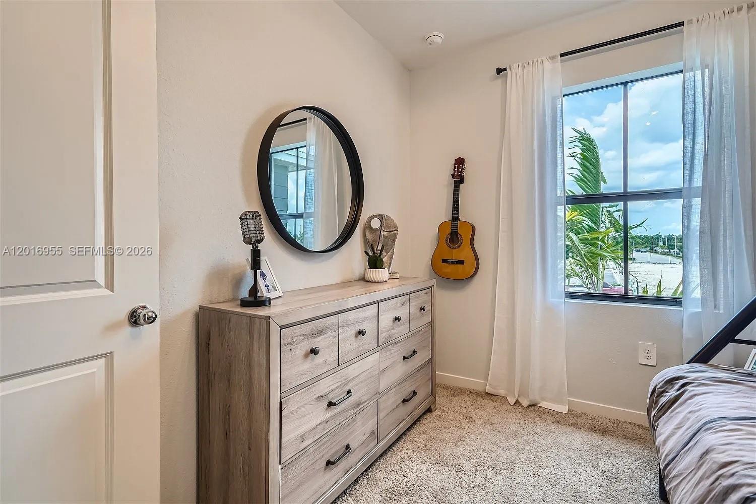 MIAMI LAND AND DEVELOPMEN - Residential Lease