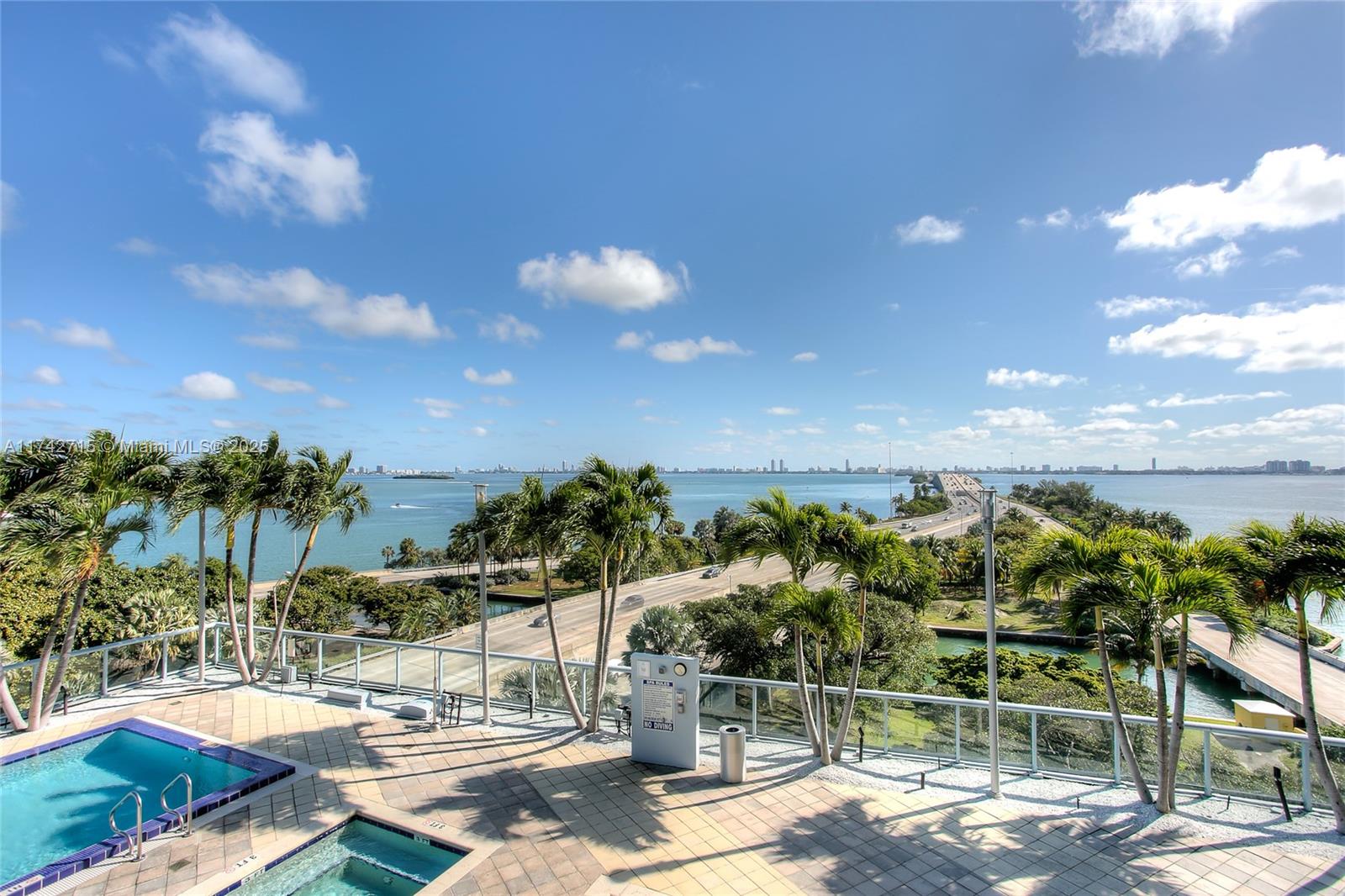 BLUE CONDO - Residential Lease