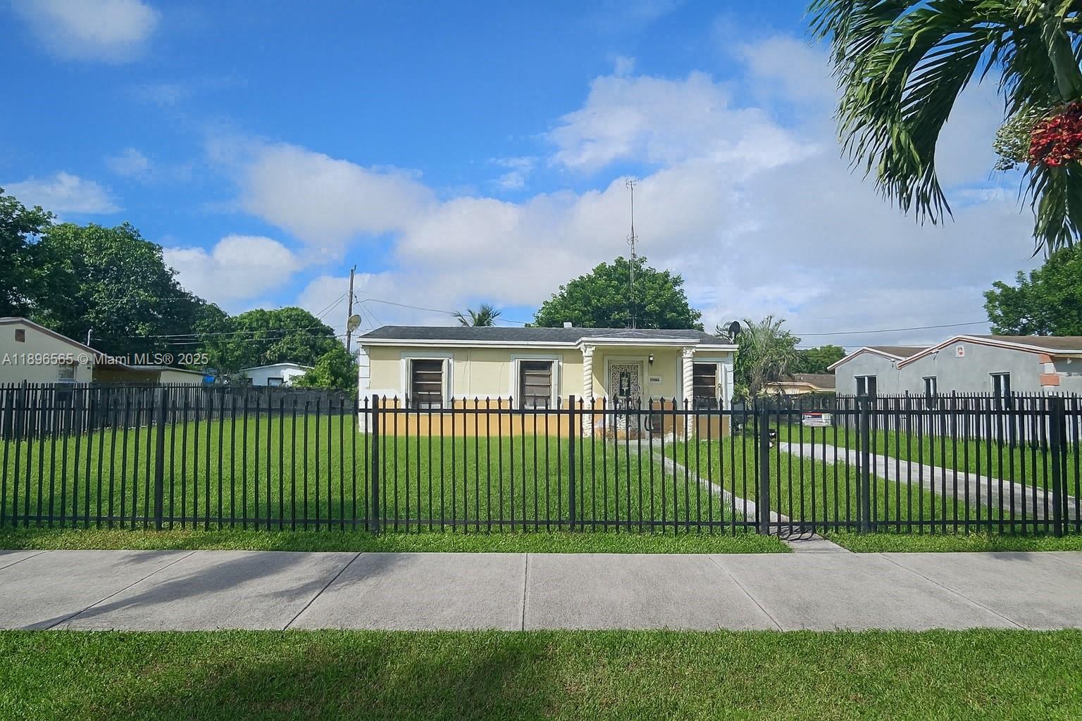 BUNCHE PARK 1 ADDN - Residential