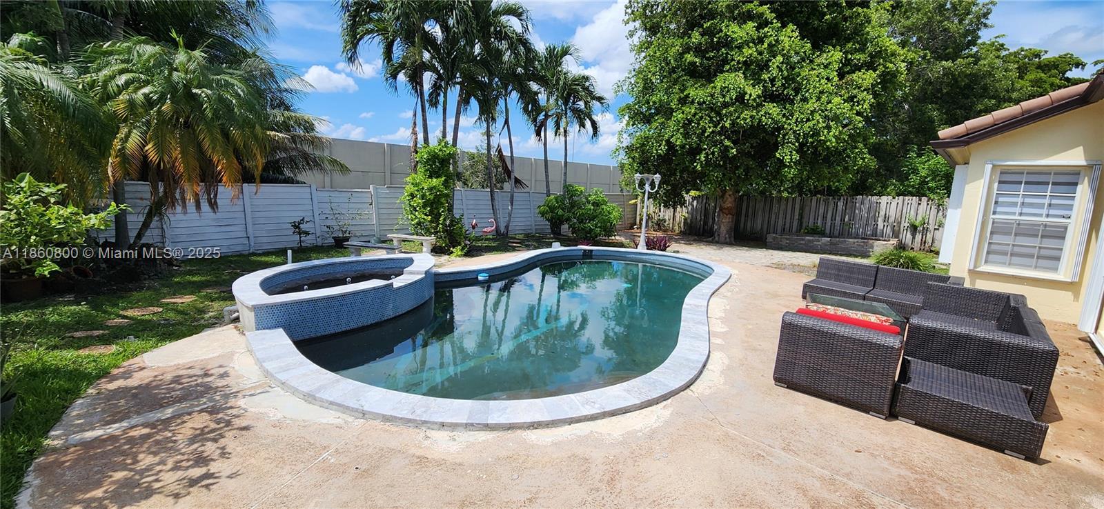 LAKES ON THE GREEN REPLAT - Residential