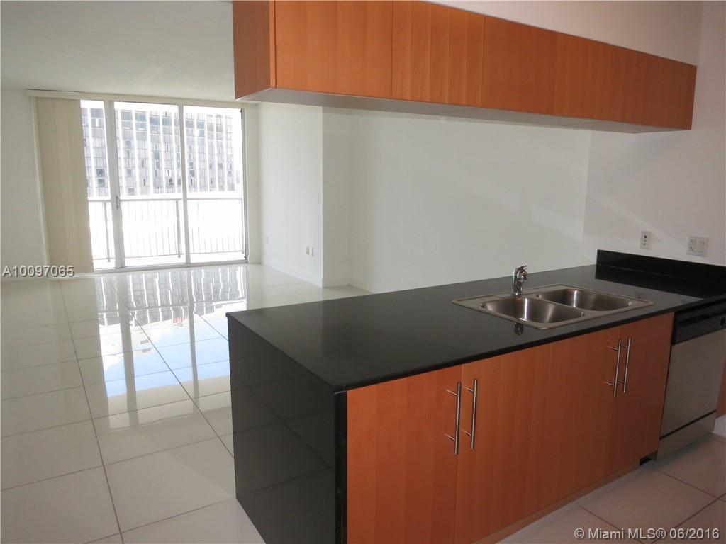 OPERA TOWER - Residential Lease