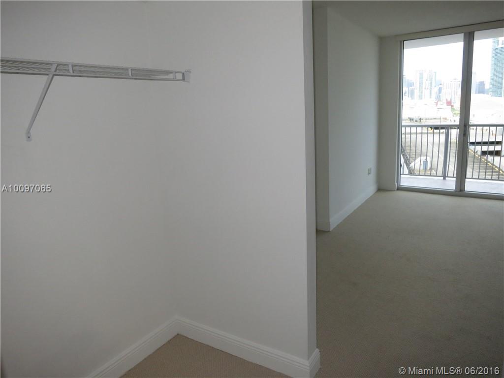 OPERA TOWER - Residential Lease