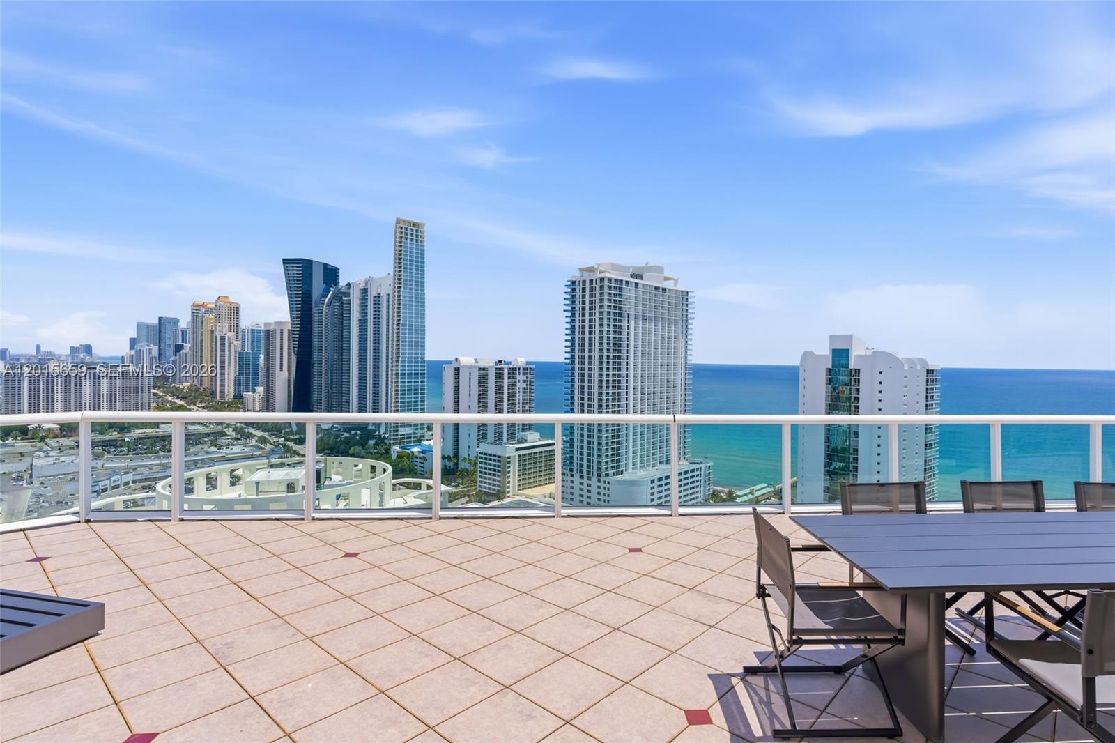 OCEANIA IV CONDO - Residential