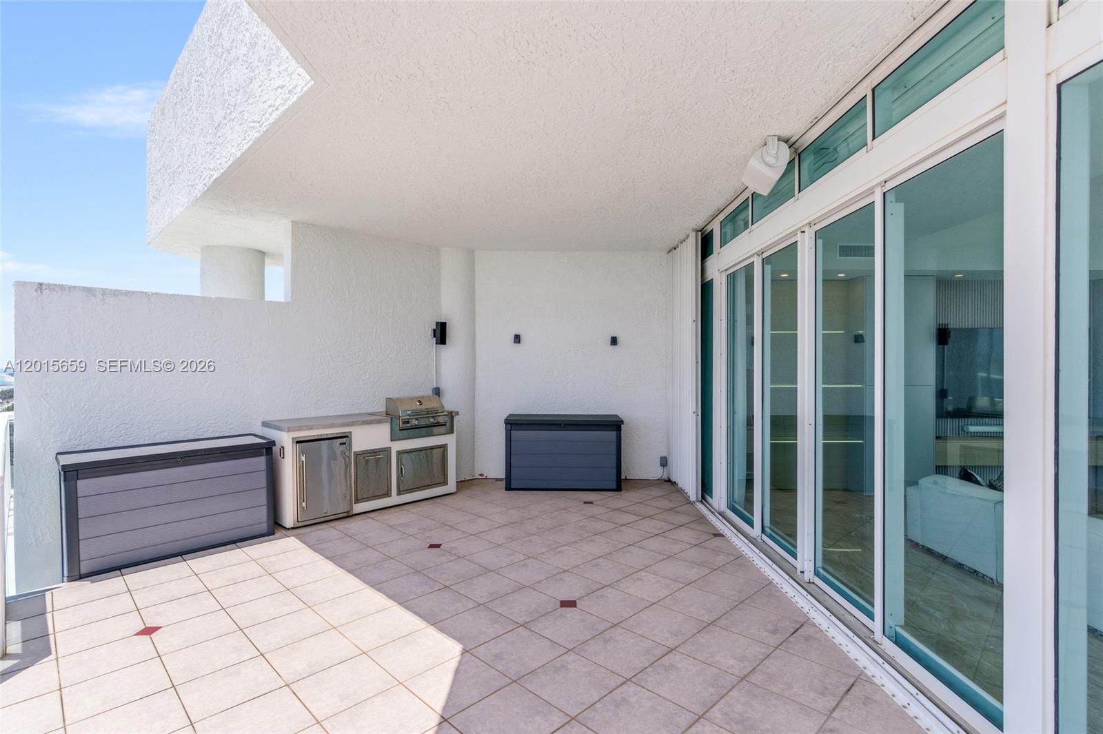 OCEANIA IV CONDO - Residential