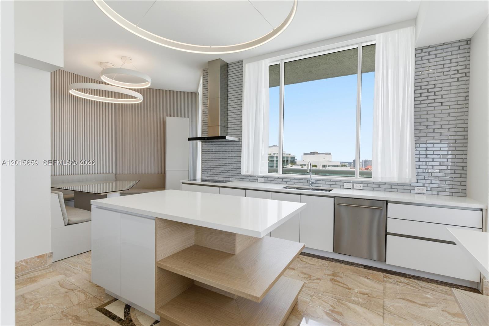 OCEANIA IV CONDO - Residential