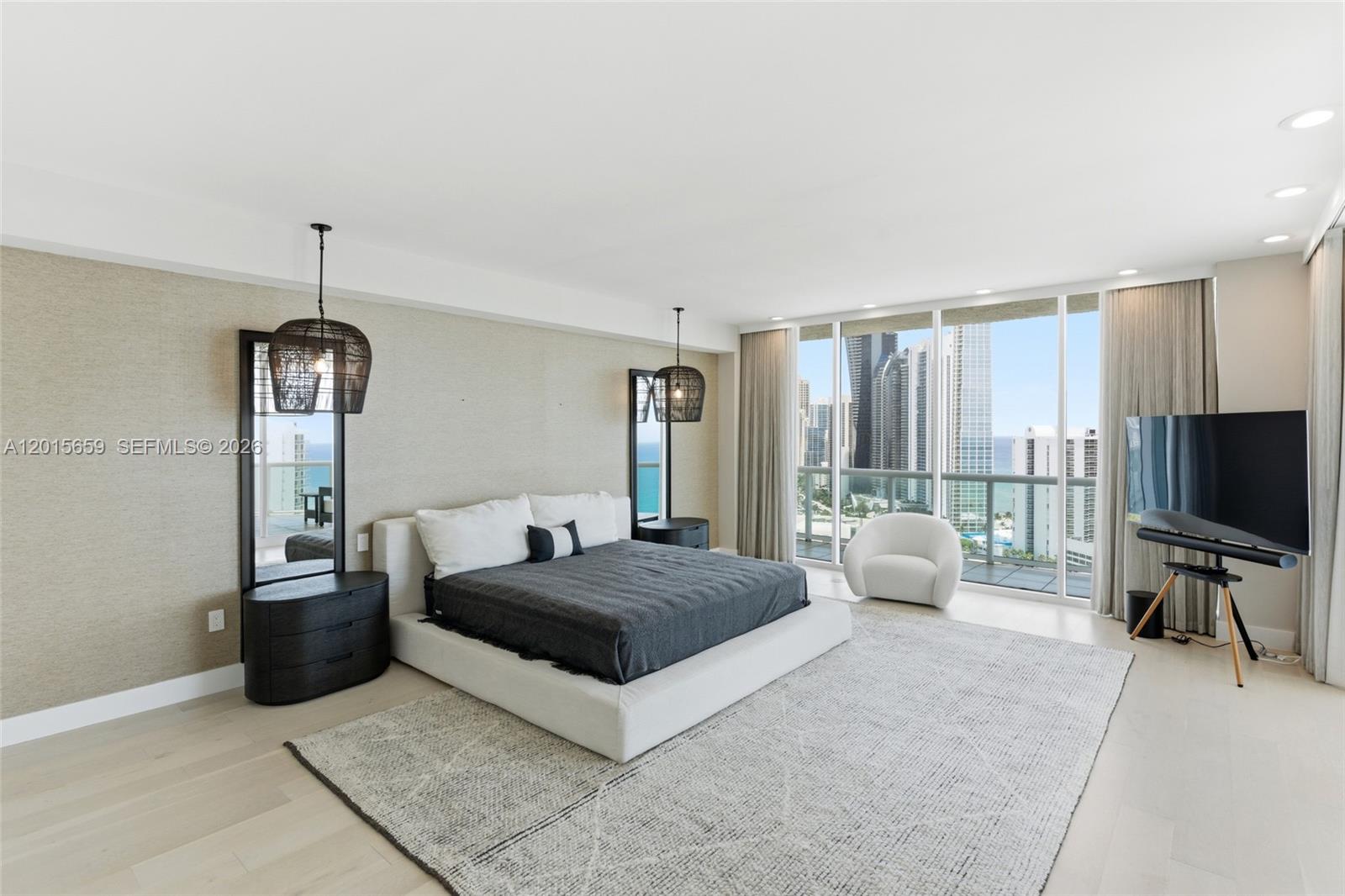 OCEANIA IV CONDO - Residential