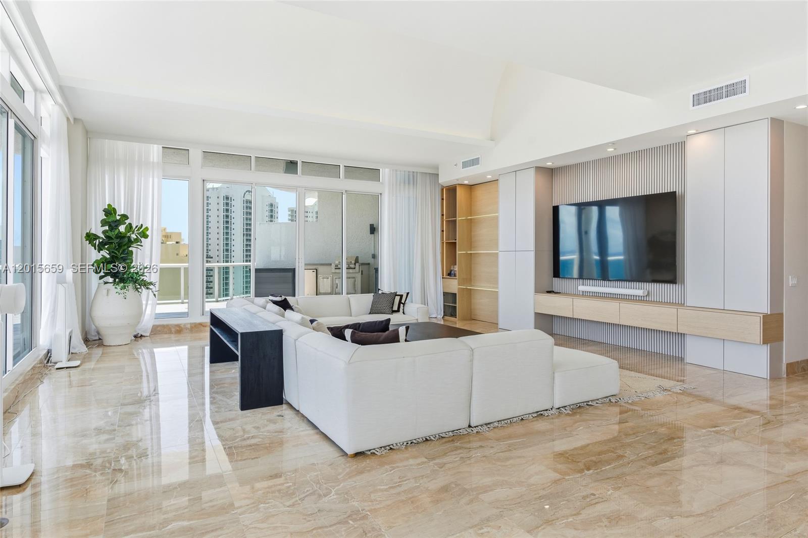 OCEANIA IV CONDO - Residential