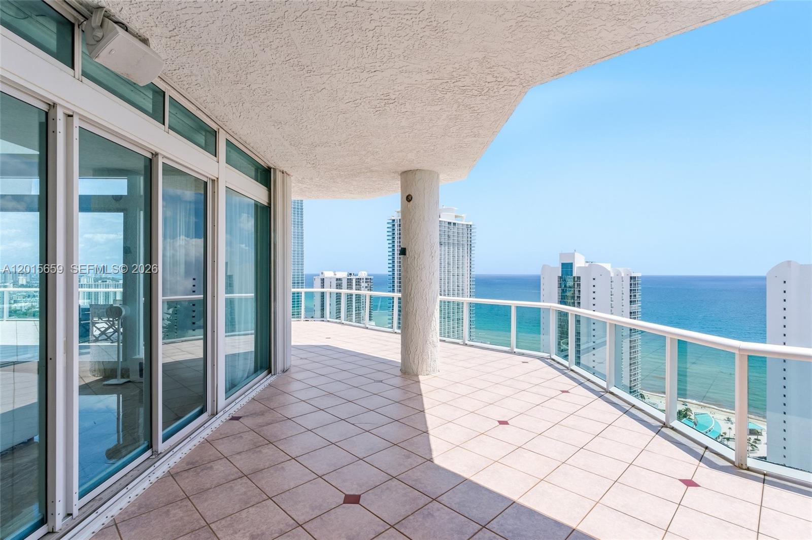 OCEANIA IV CONDO - Residential