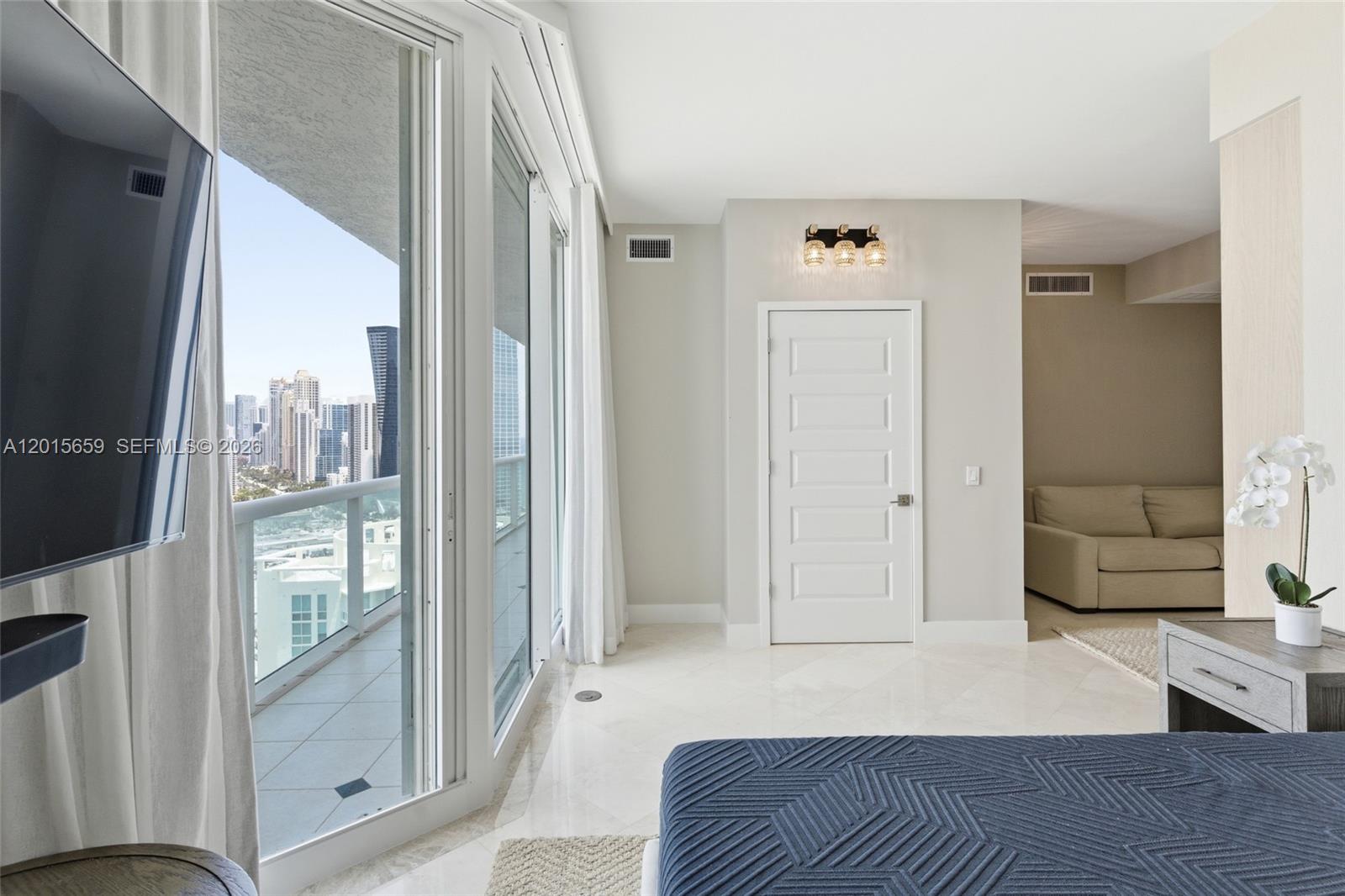 OCEANIA IV CONDO - Residential