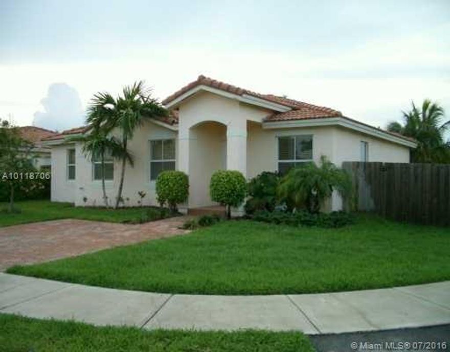 Opportunity knocks. Corner lot home in Islandia has become available, there is room for your boat or RV. Home is tiled throughout with laminate wood floors in the bedrooms.  Kitchen appliances were replaced a year ago. The unit has just been vacated by long time tenants and the property is in the process of being cleaned out, Thank you for showing and remember to make it a Great Day!  It's a Good Life!