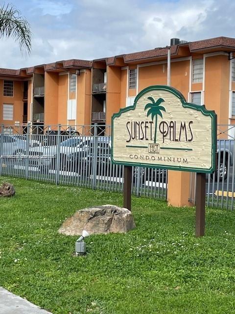 SUNSET PALMS EAST CONDO - Residential