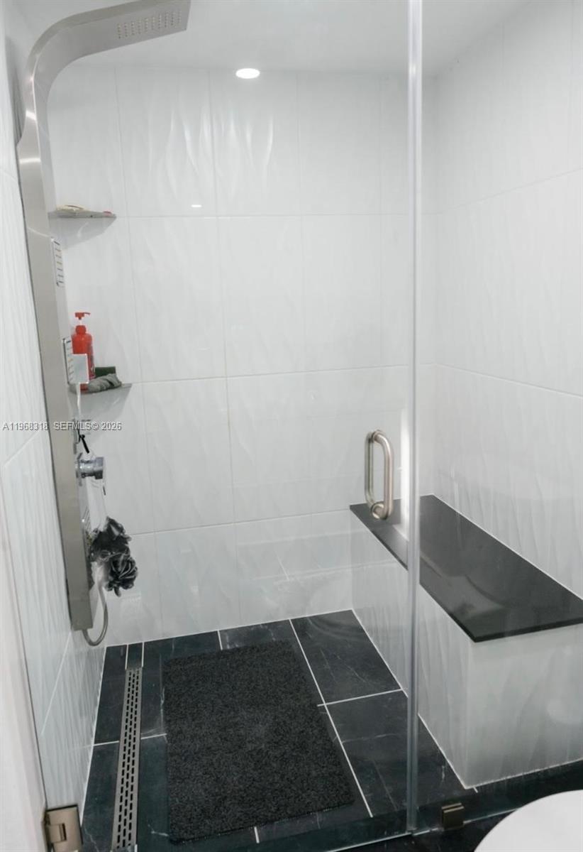 SUNSET PALMS EAST CONDO - Residential