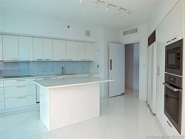 BRISTOL TOWER - Residential Lease