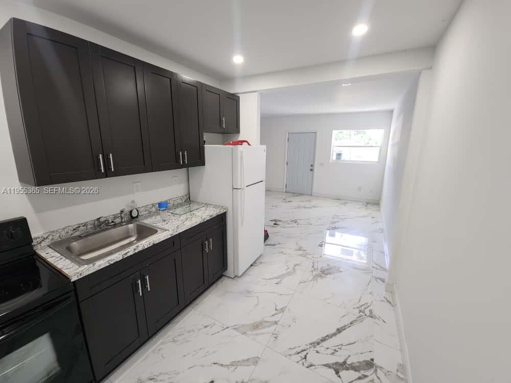 DIXIE PINES 2ND REV - Residential Income