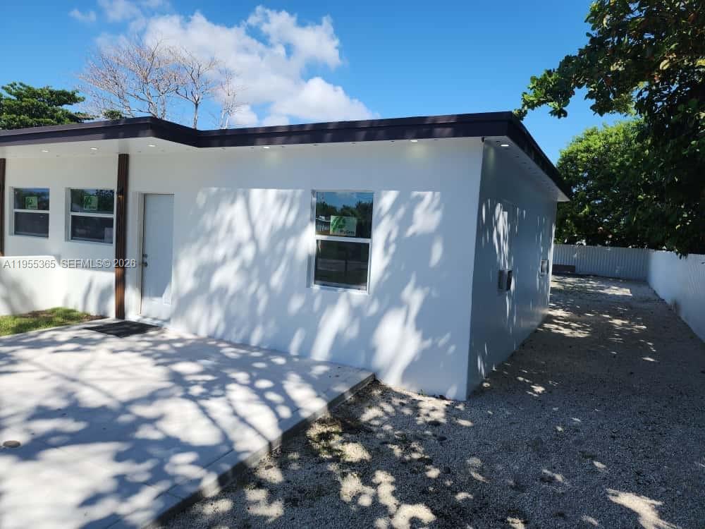 DIXIE PINES 2ND REV - Residential Income