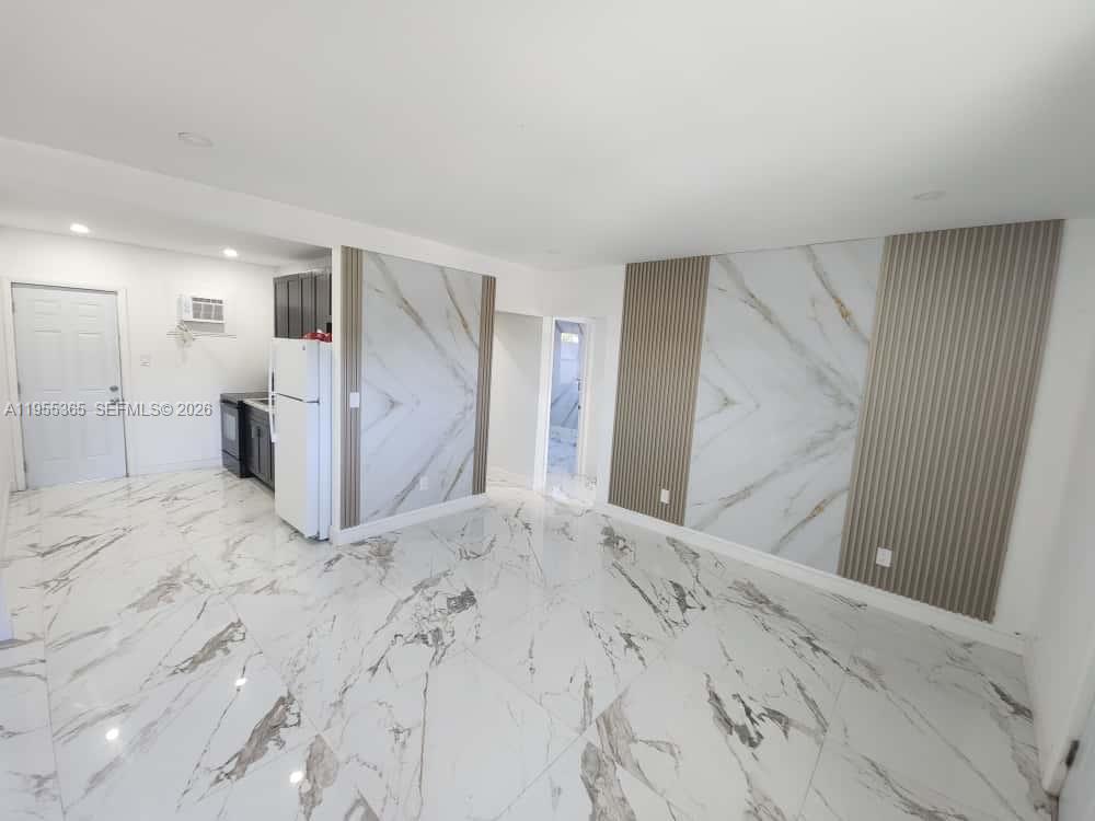 DIXIE PINES 2ND REV - Residential Income