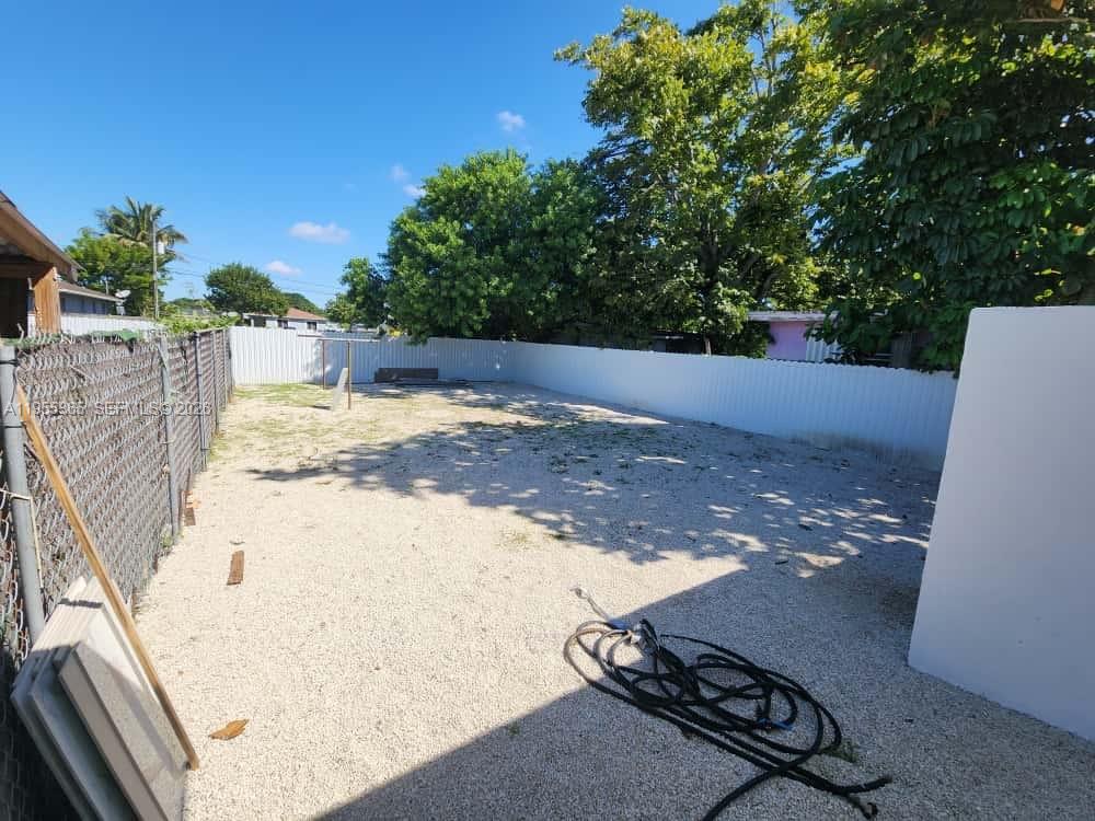 DIXIE PINES 2ND REV - Residential Income