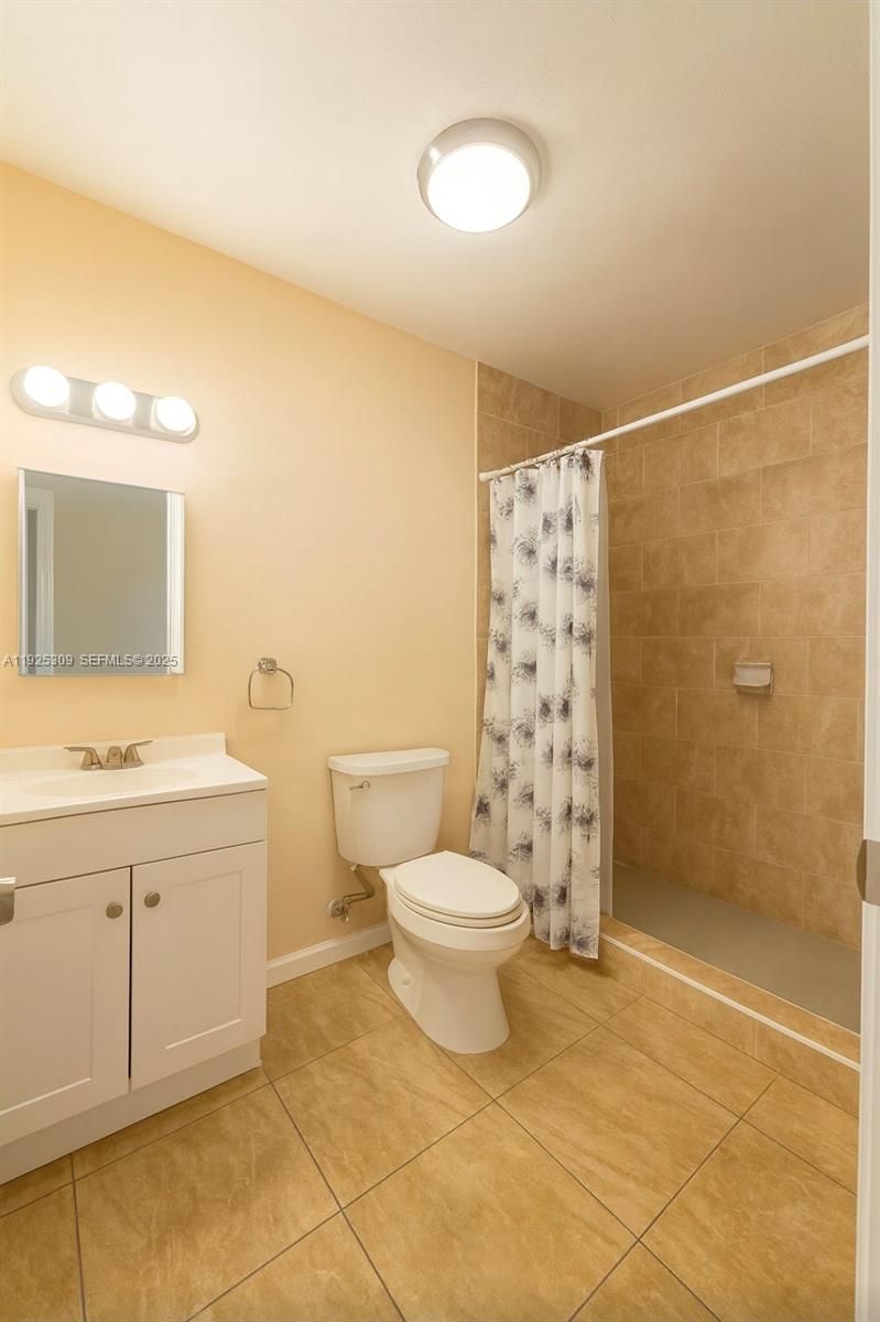 3321 SW 18th St, Miami, FL, 33145/$830,000 3 3321 SW 18th St