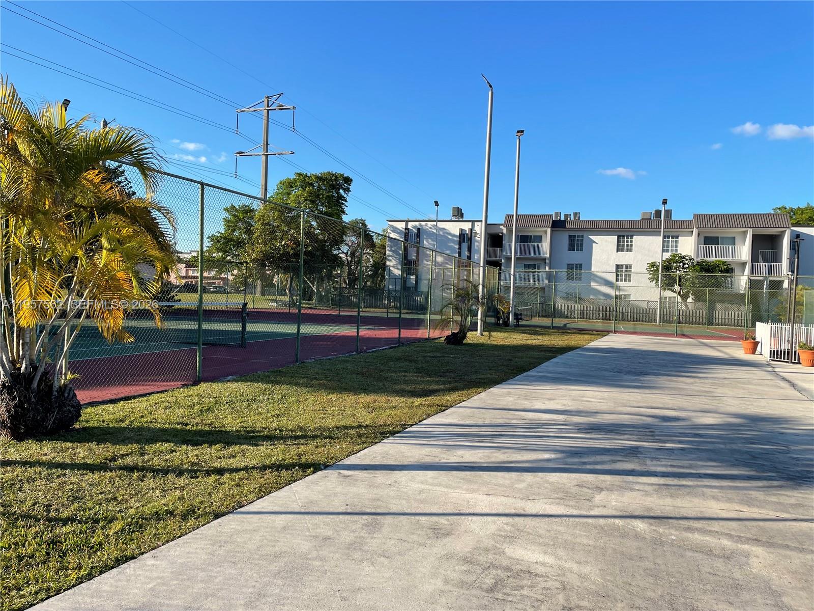 DORAL GARDENS II CONDO - Residential