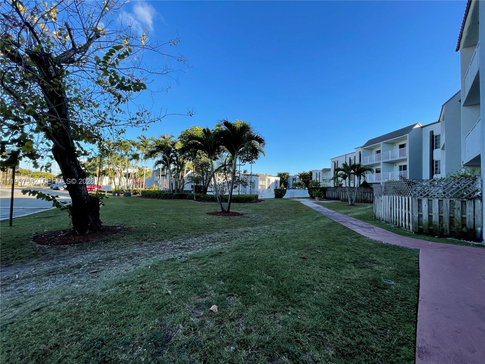 DORAL GARDENS II CONDO - Residential