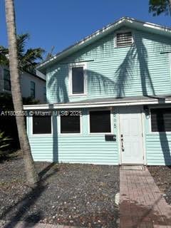 Rental Property at 505 Sw 5th Ave 2, Fort Lauderdale, Broward County, Florida - Bedrooms: 2 
Bathrooms: 2  - $2,100 MO.