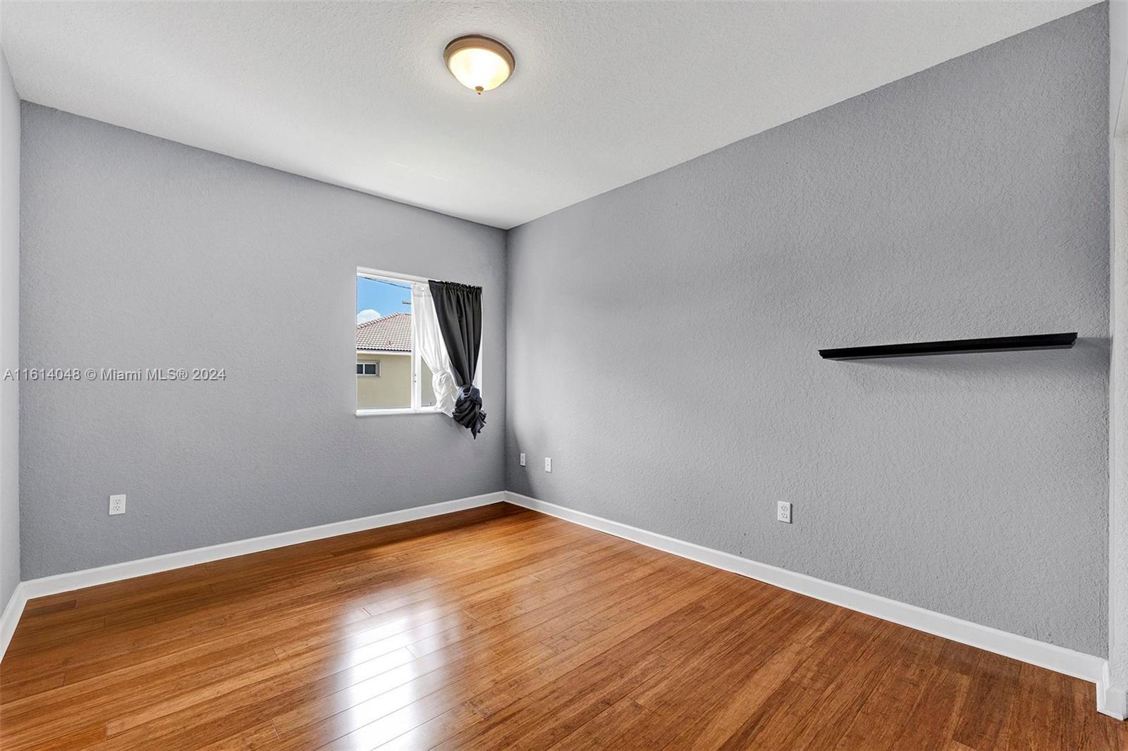 LAKES BY THE BAY DAY - Residential Lease