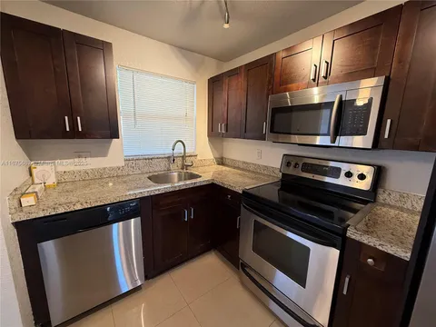 8285 Sunrise Lakes Blvd Unit 112, Sunrise, FL 33322 - MLS#: A11675667