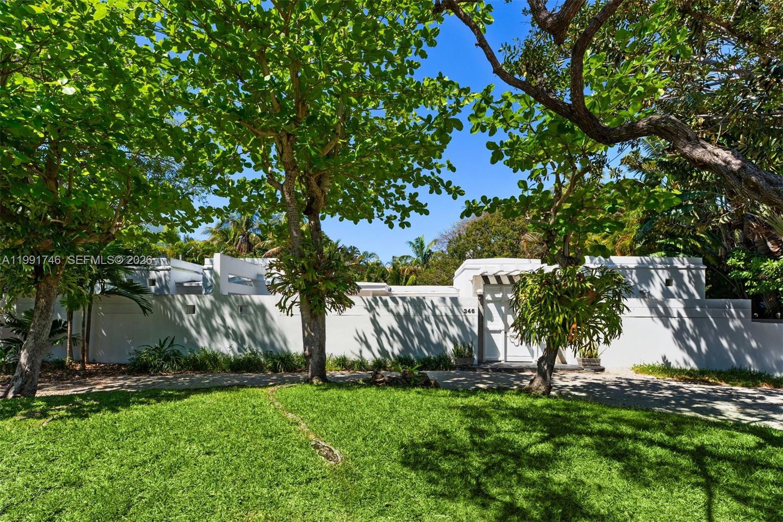 HOLIDAY COLONY - Residential