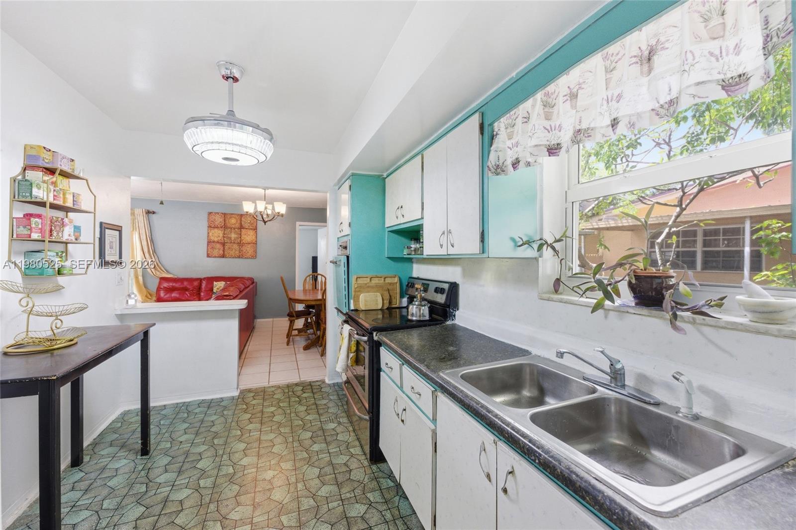 ACRES LAKE ESTATES - Residential