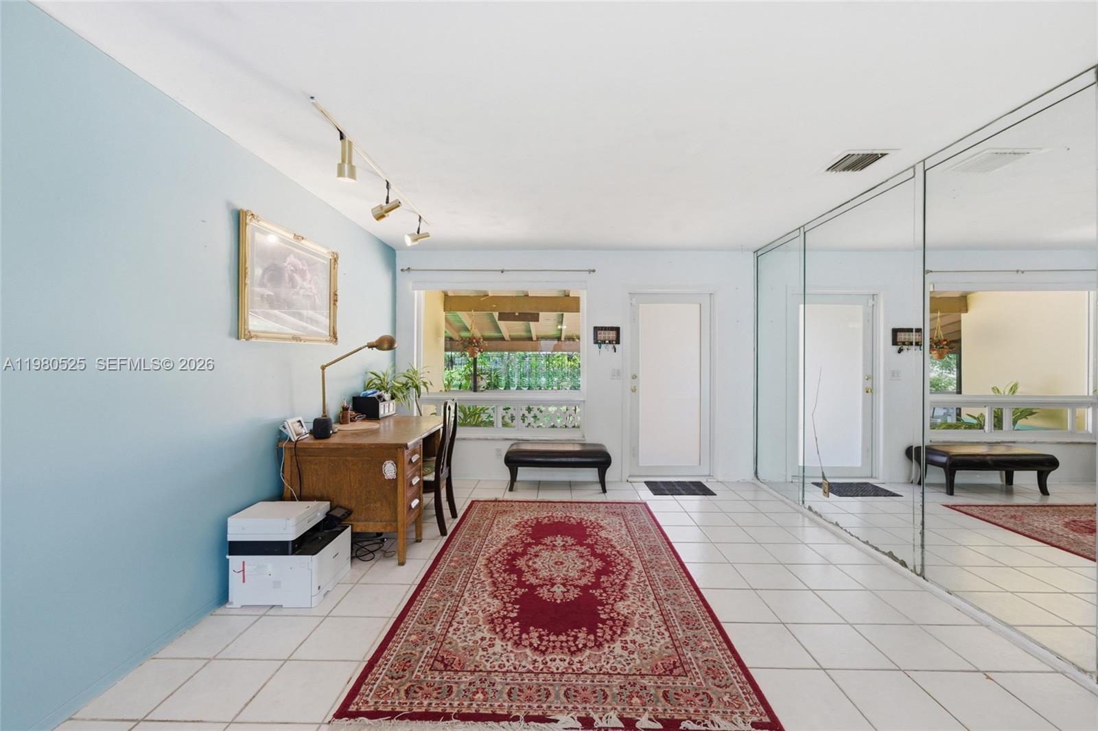 ACRES LAKE ESTATES - Residential