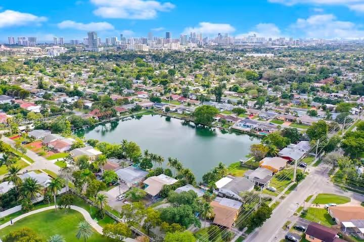 ACRES LAKE ESTATES - Residential