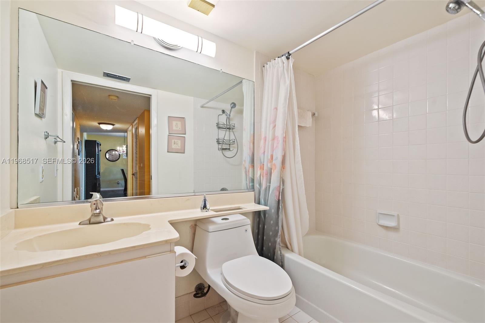 LAKES OF CARRIAGE HILLS - Residential