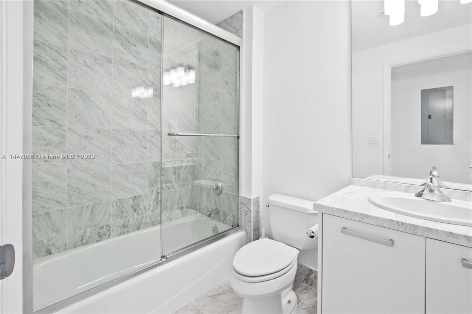 VIZCAYNE NORTH CONDO - Residential