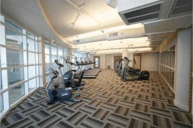 VIZCAYNE NORTH CONDO - Residential