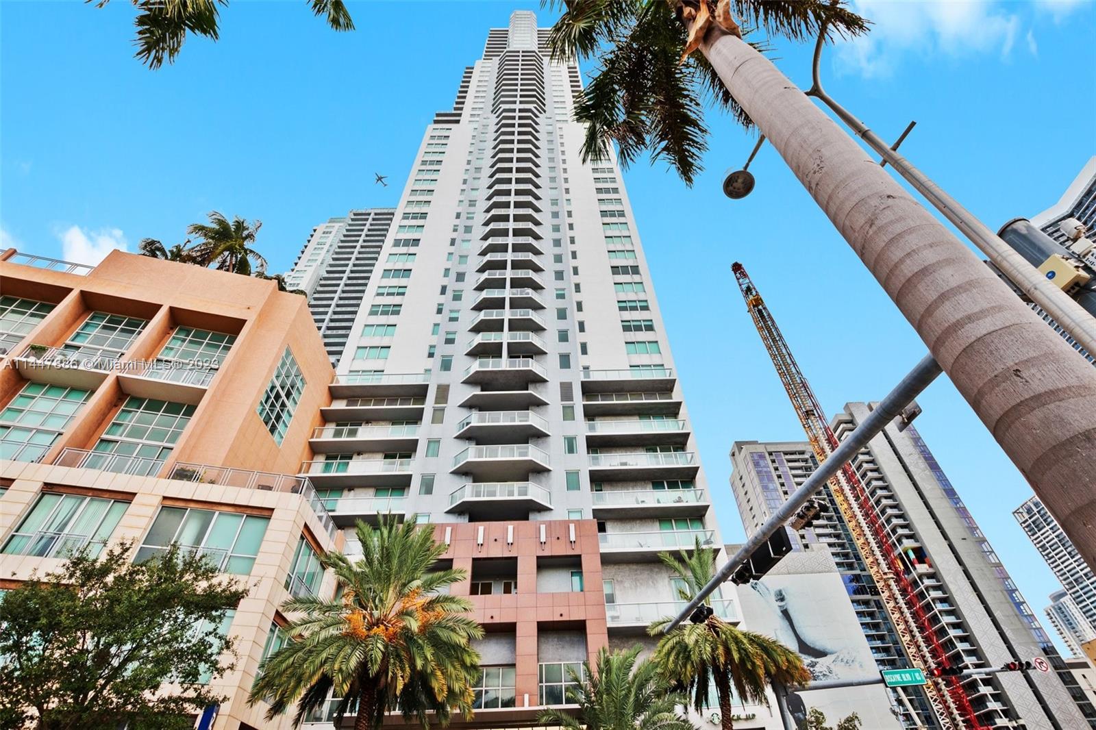 VIZCAYNE NORTH CONDO - Residential