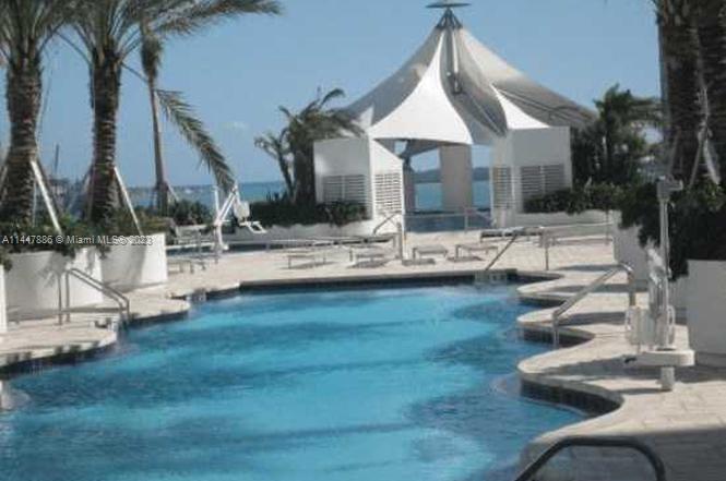 VIZCAYNE NORTH CONDO - Residential