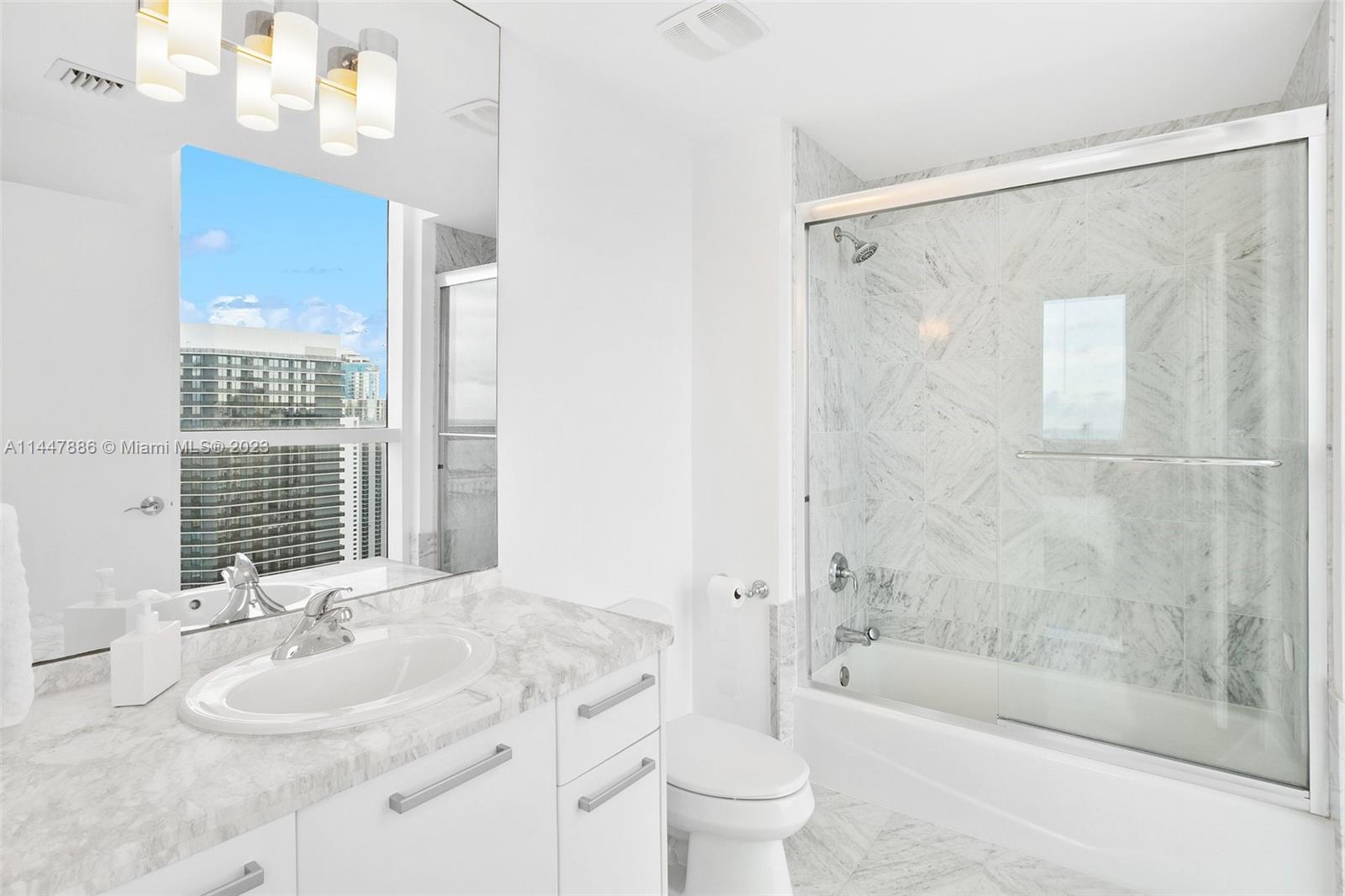 VIZCAYNE NORTH CONDO - Residential