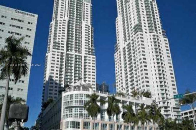 VIZCAYNE NORTH CONDO - Residential