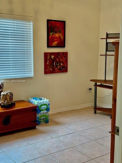 PELICANS POINT A T MILLER - Residential