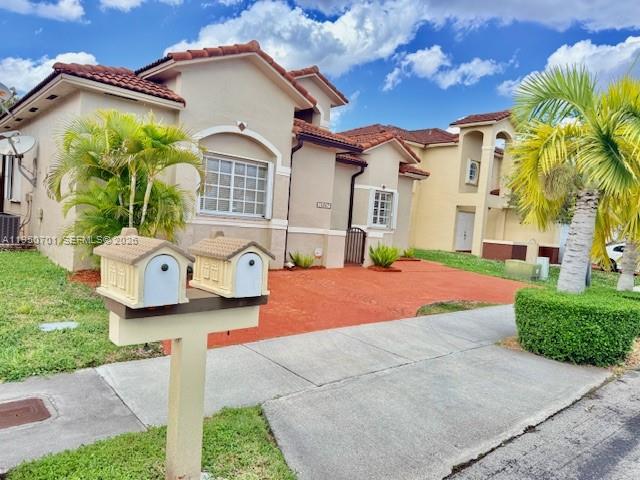 PELICANS POINT A T MILLER - Residential