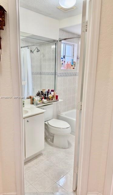 PELICANS POINT A T MILLER - Residential