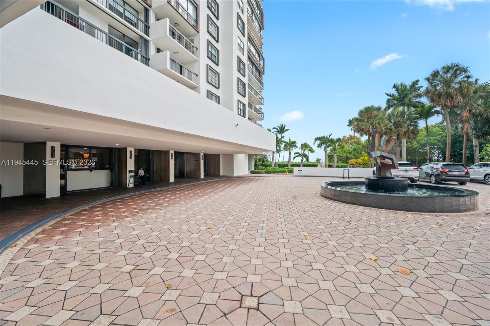 BRICKELL BAY CLUB CONDO - Residential