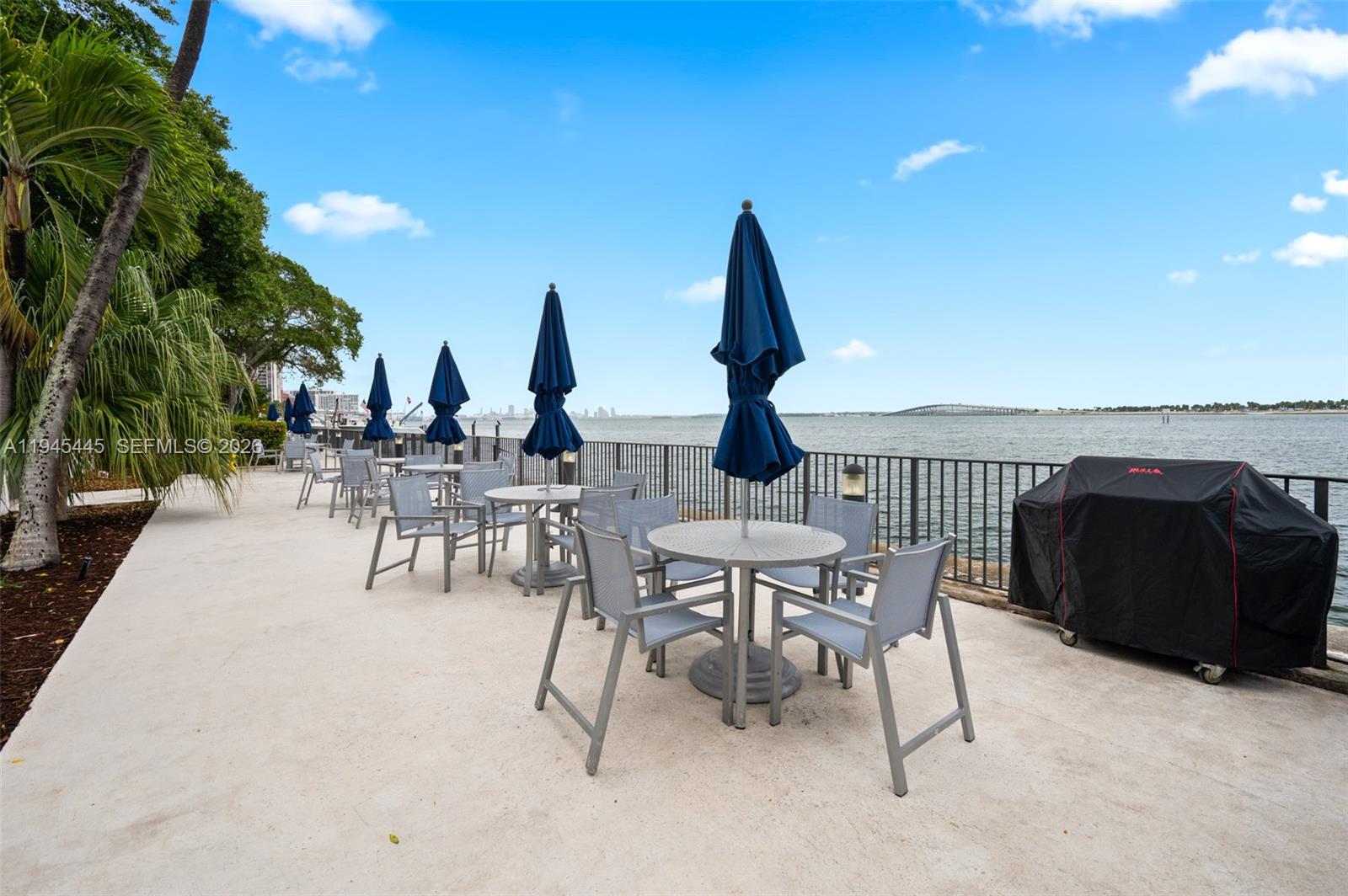 BRICKELL BAY CLUB CONDO - Residential