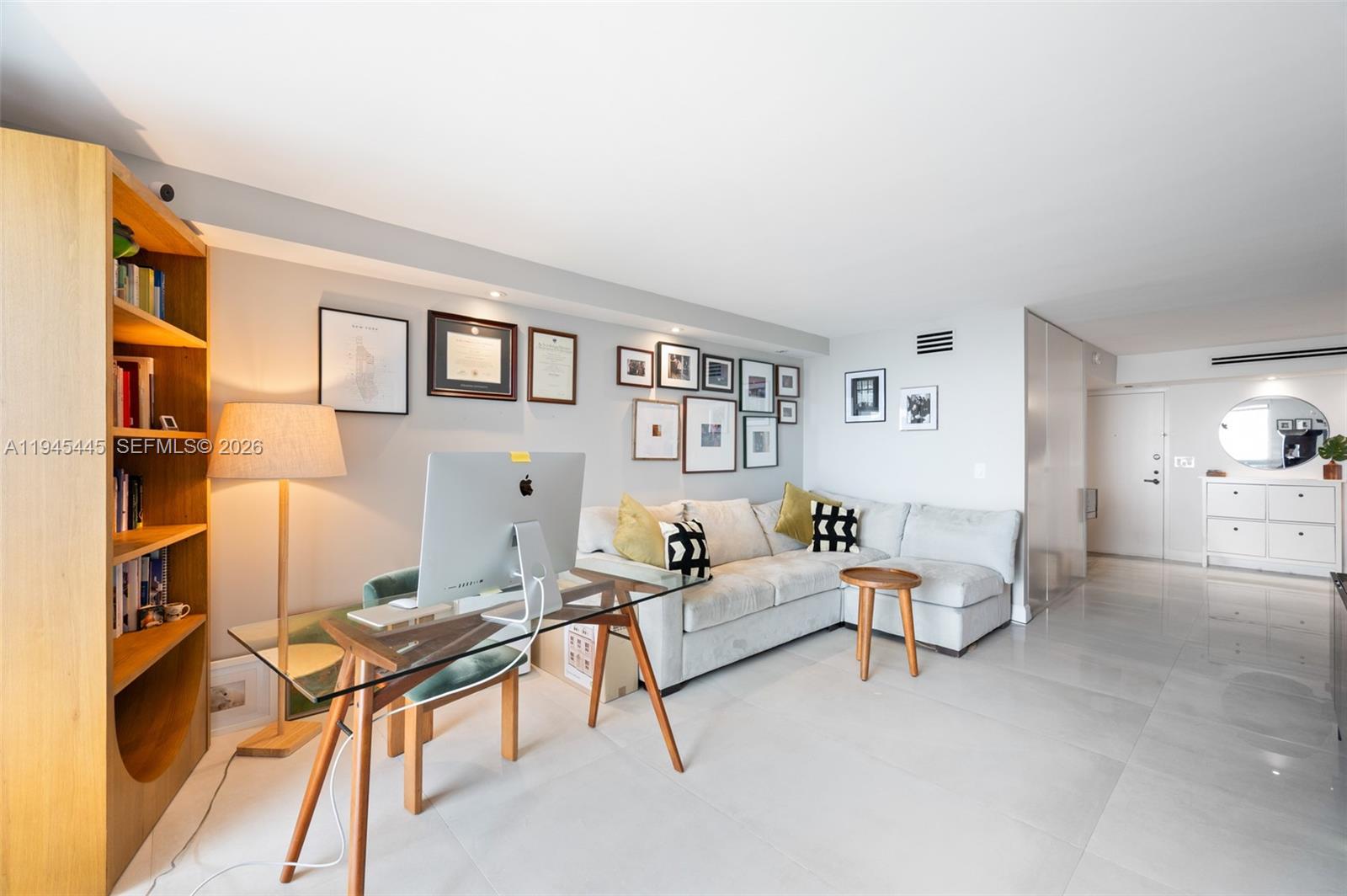 BRICKELL BAY CLUB CONDO - Residential