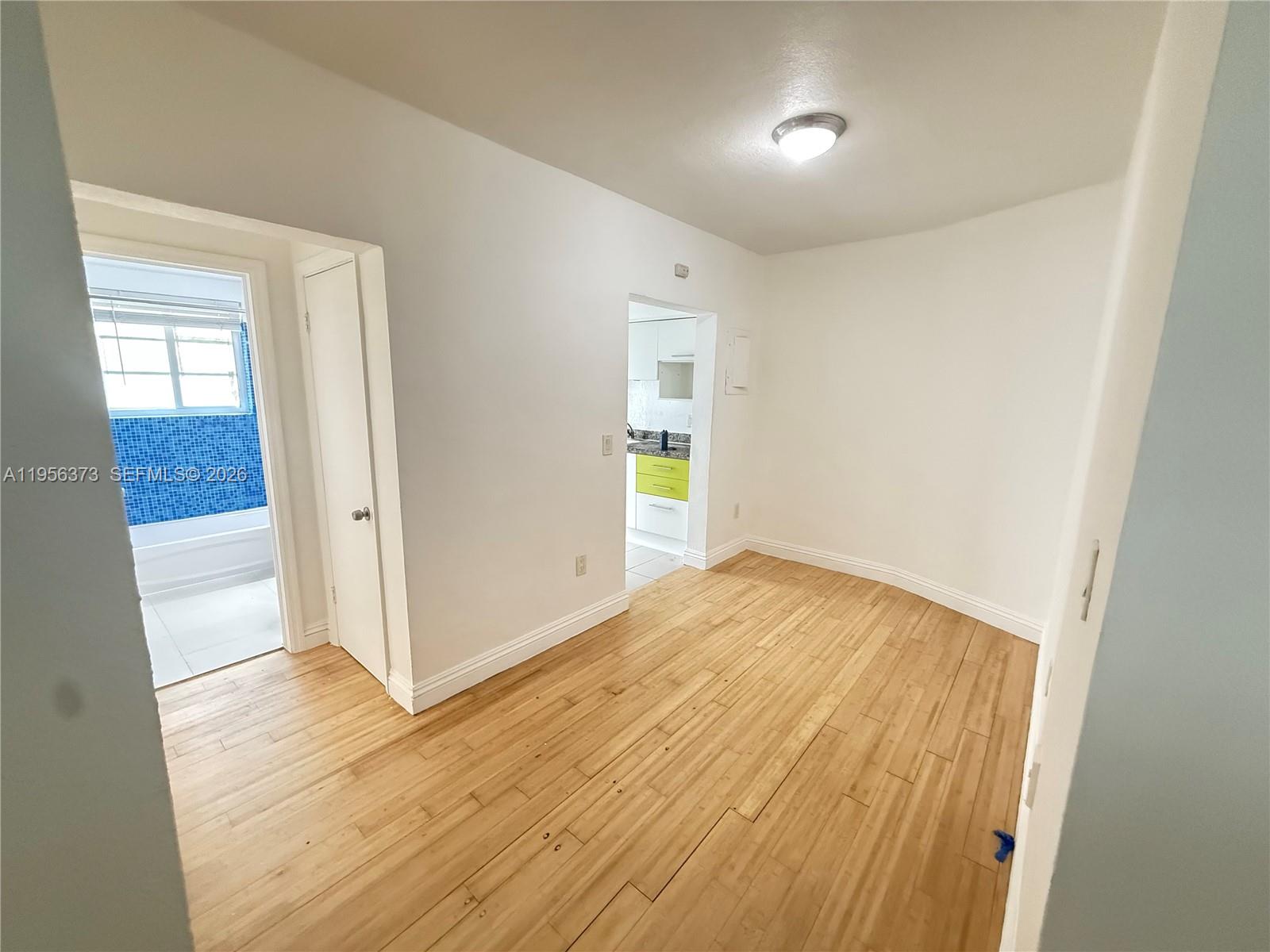 6930 Rue Vendome 3