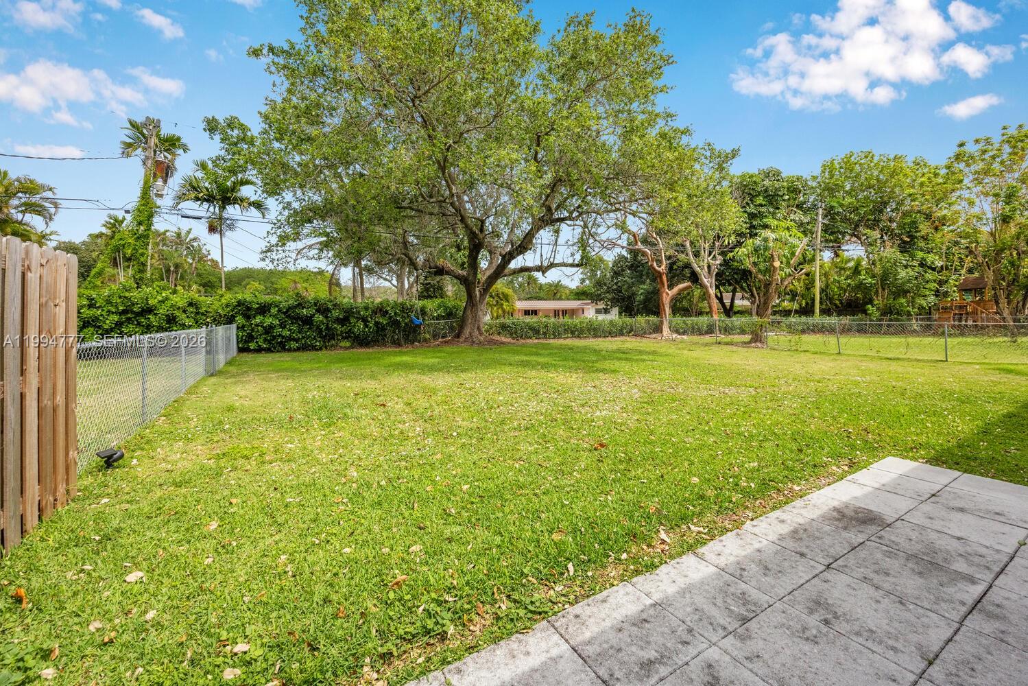 SUNILAND TERRACE - Residential Lease